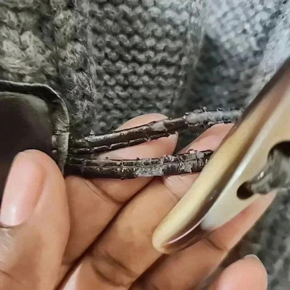 Bark womens Toggle Wool Blend Heavy Coat. Size Large - Picture 10 of 10